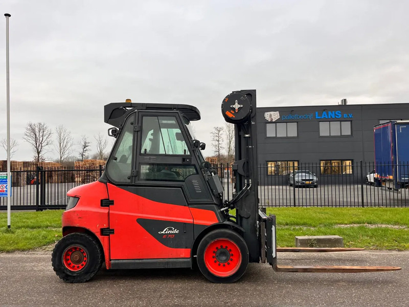 Linde E70-01 - Carretilla elevadora eléctrica: foto 1 Linde E70-01 - Carretilla elevadora eléctrica: foto 1