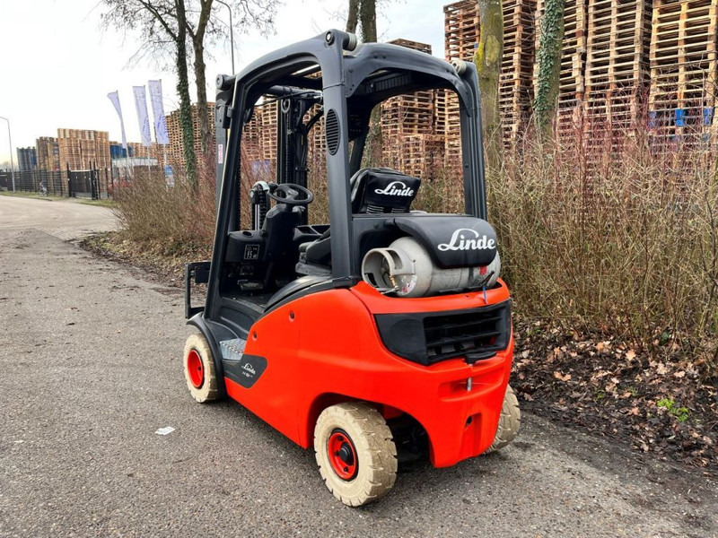 Carretilla elevadora de gas Linde H18T-01: foto 5