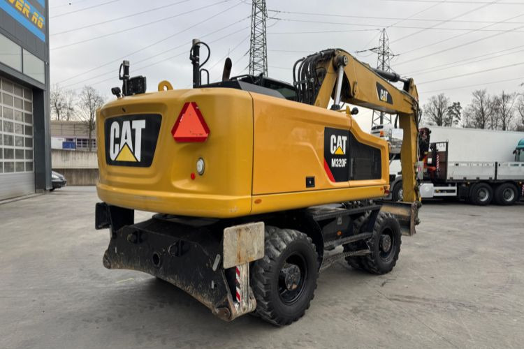 CATERPILLAR | M320F Oilquick - Excavadora de ruedas: foto 4 CATERPILLAR | M320F Oilquick - Excavadora de ruedas: foto 4
