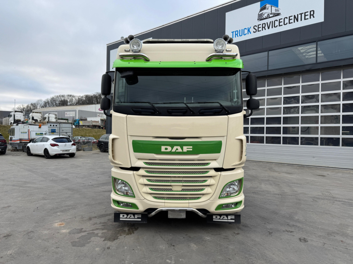 DAF XF460 4x2 - Cabeza tractora: foto 2 DAF XF460 4x2 - Cabeza tractora: foto 2