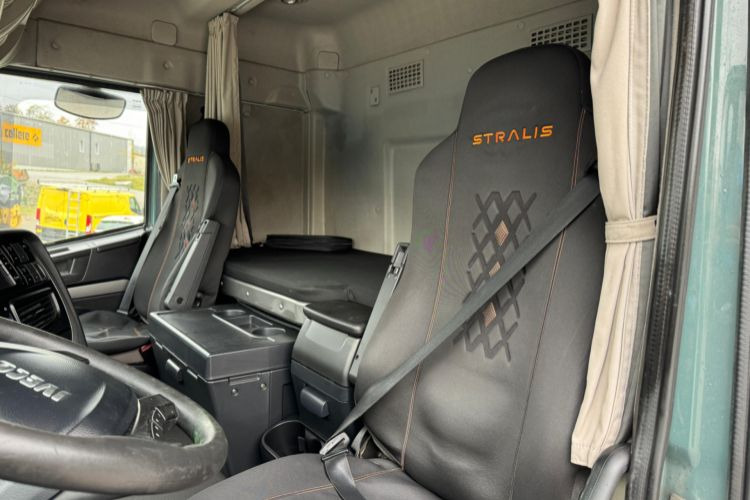 Cabeza tractora Iveco 480 4x2 Hydraulik & Kompressor: foto 13