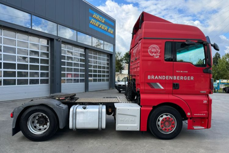 MAN TGX 18.440 4x2 XL C0703 - Cabeza tractora: foto 4 MAN TGX 18.440 4x2 XL C0703 - Cabeza tractora: foto 4