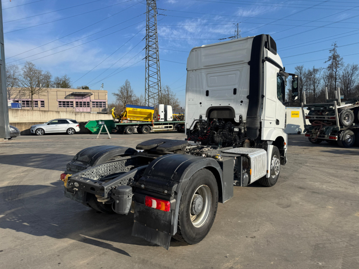 MERCEDES Arocs 1851 4x4H Kipphydraulik - Cabeza tractora: foto 4 MERCEDES Arocs 1851 4x4H Kipphydraulik - Cabeza tractora: foto 4