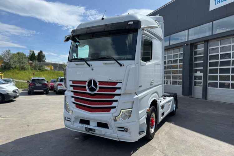 Mercedes-Benz Actros 1851 4x4 Hydraulik - Cabeza tractora: foto 1 Mercedes-Benz Actros 1851 4x4 Hydraulik - Cabeza tractora: foto 1