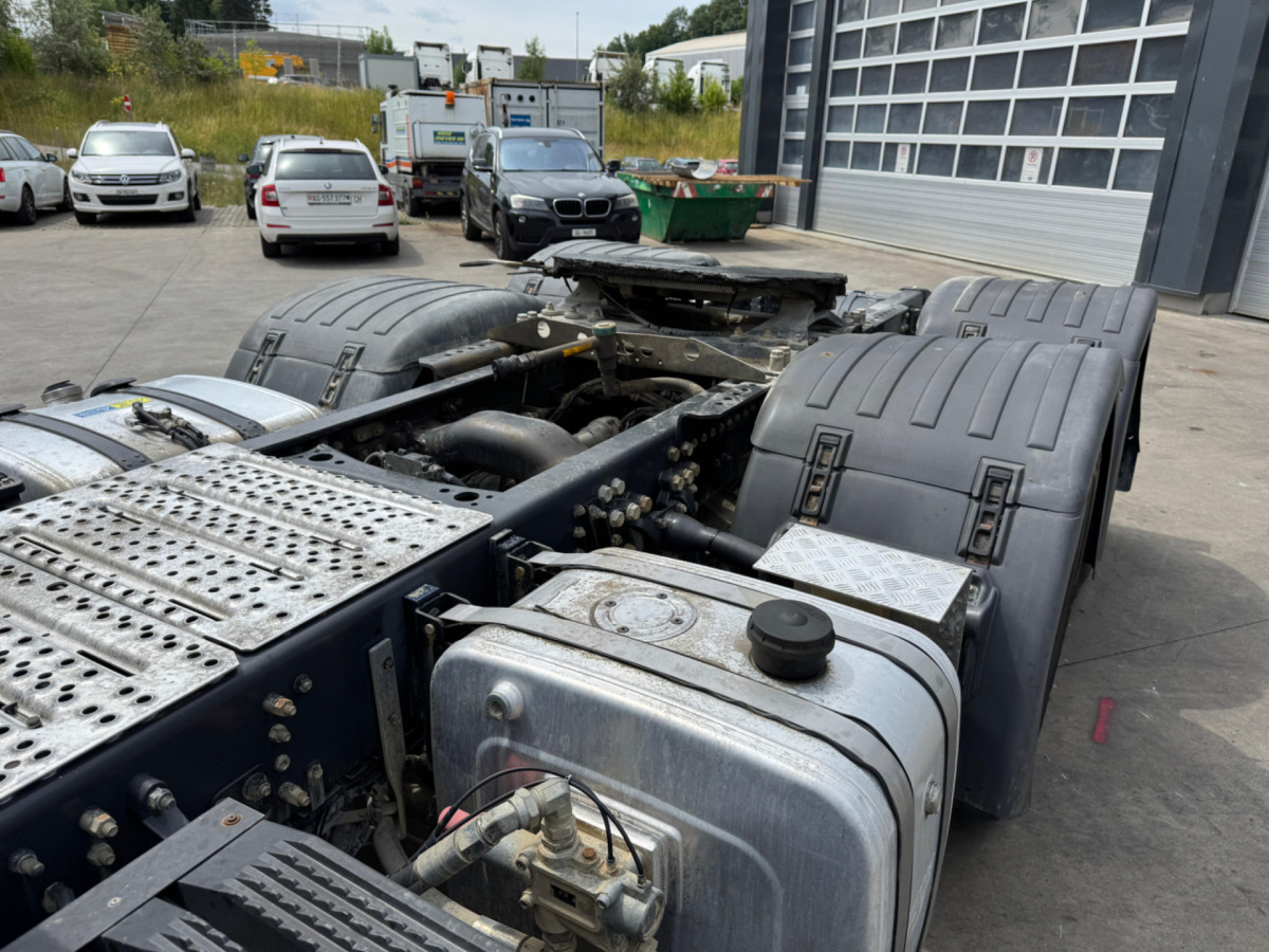 Cabeza tractora SCANIA G490 6x4 Kippauflieger: foto 9