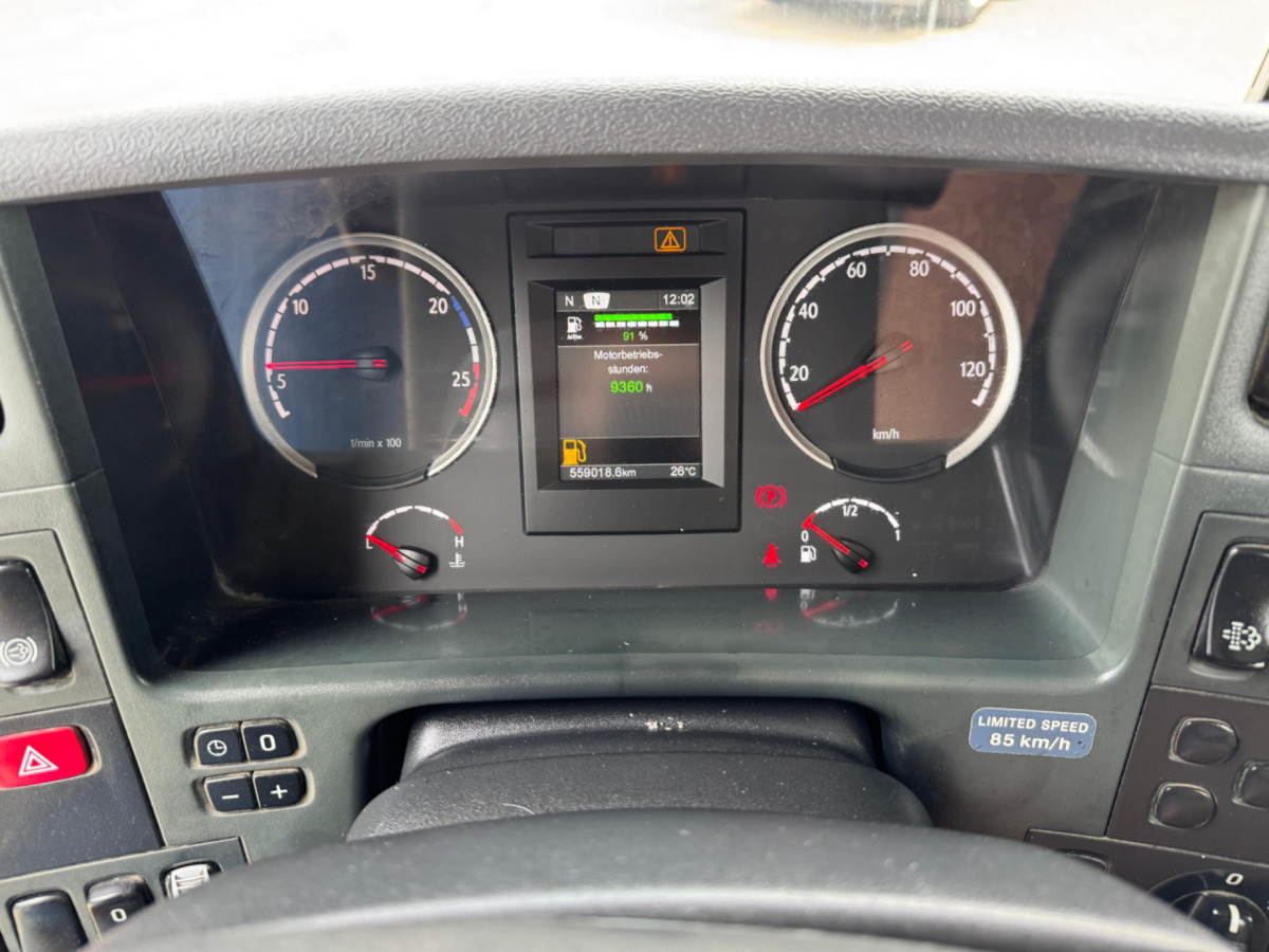 Cabeza tractora SCANIA G490 6x4 Kippauflieger: foto 13
