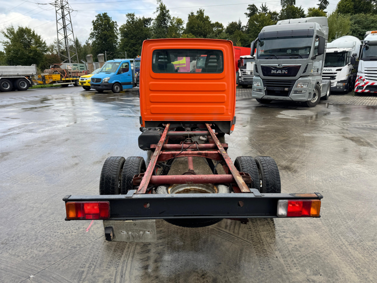 IVECO 35C12 4x2 - Camión chasis: foto 5 IVECO 35C12 4x2 - Camión chasis: foto 5