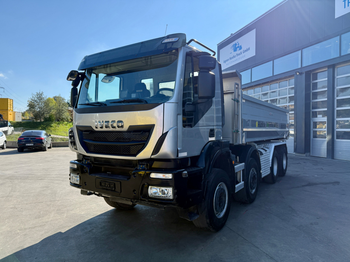 IVECO 500 8x4 Kipper Bordmatik - Camión volquete: foto 2 IVECO 500 8x4 Kipper Bordmatik - Camión volquete: foto 2