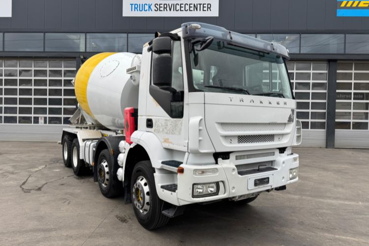 Iveco Trakker 450 8x4 (Liebherr 9m3 2018) - Camión hormigonera: foto 3 Iveco Trakker 450 8x4 (Liebherr 9m3 2018) - Camión hormigonera: foto 3