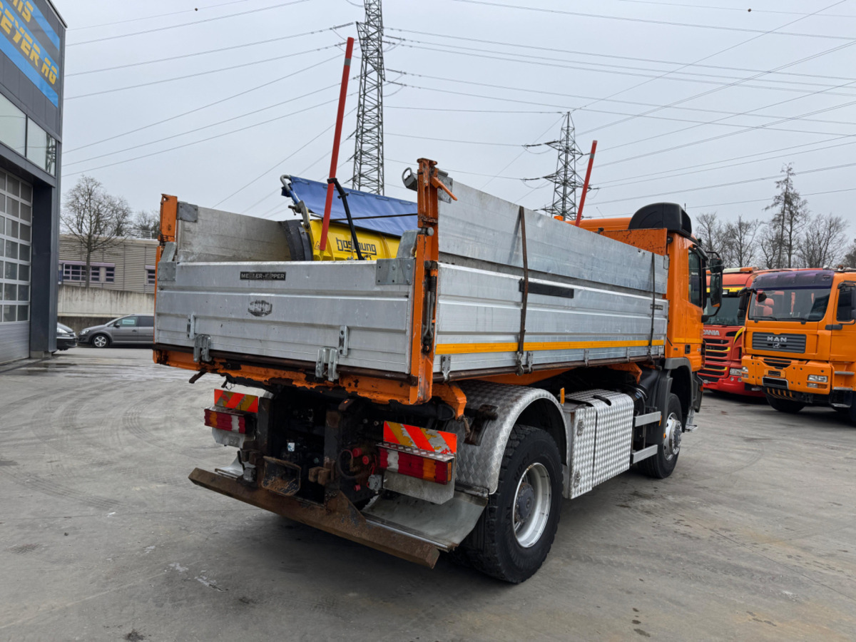 MERCEDES Actros 1841 4x4 mit Schneeplfug - Camión volquete: foto 5 MERCEDES Actros 1841 4x4 mit Schneeplfug - Camión volquete: foto 5