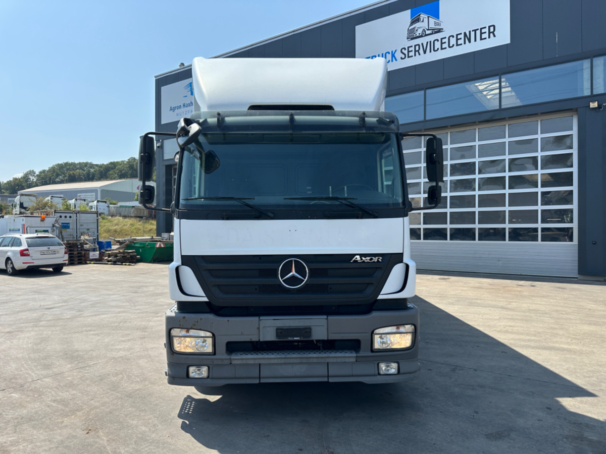 MERCEDES Axor 1833 4x2 Carrier Supra 850 Tiefkühler - Camión frigorífico: foto 2 MERCEDES Axor 1833 4x2 Carrier Supra 850 Tiefkühler - Camión frigorífico: foto 2
