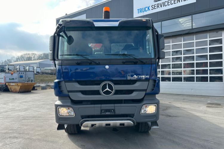Mercedes-Benz Actros 2648 6x4/4 Fassi455 SZM/Pritsche - Camión grúa, Camión caja abierta: foto 3 Mercedes-Benz Actros 2648 6x4/4 Fassi455 SZM/Pritsche - Camión grúa, Camión caja abierta: foto 3