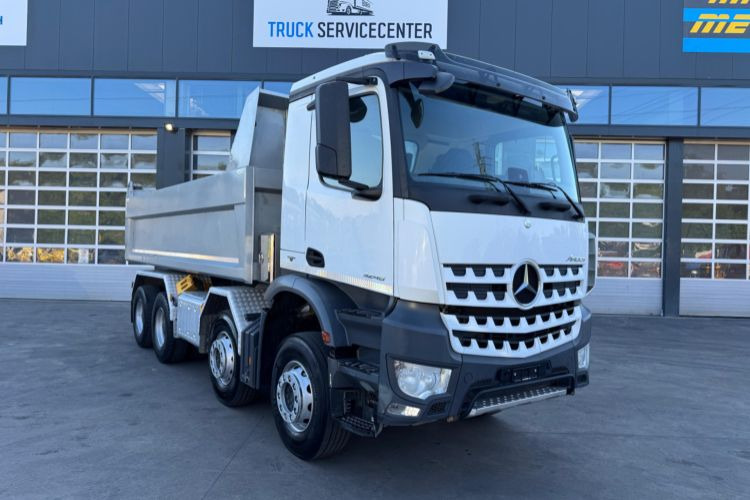 Mercedes-Benz Arocs 3248 8x4 - Camión volquete: foto 4 Mercedes-Benz Arocs 3248 8x4 - Camión volquete: foto 4