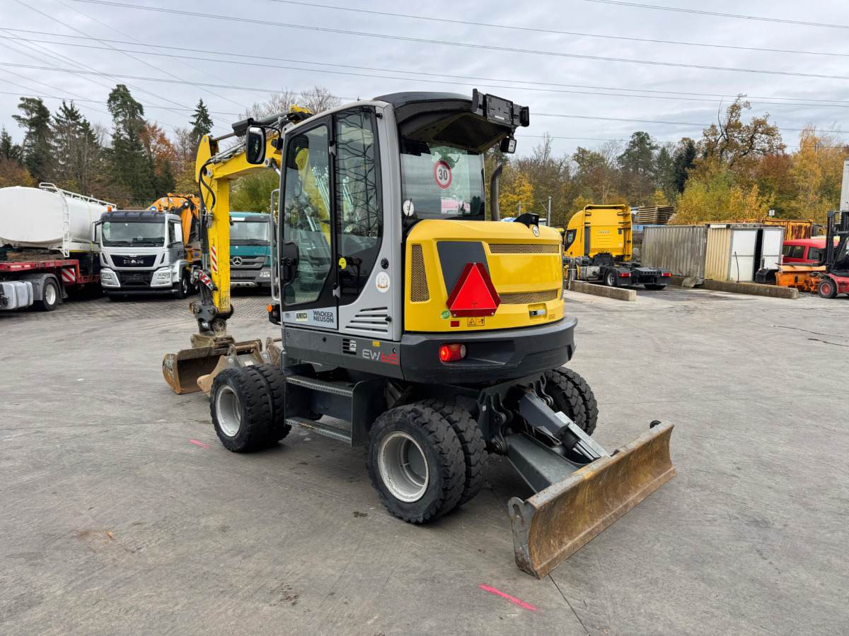 Excavadora de ruedas NEUSON EW65 E14-2 Powertilt 3x Schaufeln: foto 6
