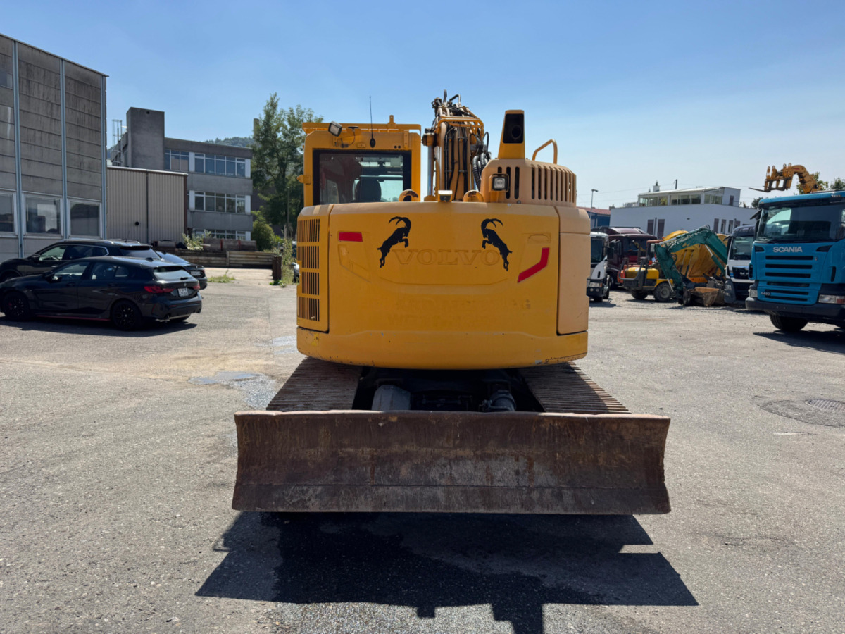 VOLVO ECR145DL Oilquick - Excavadora de cadenas: foto 5 VOLVO ECR145DL Oilquick - Excavadora de cadenas: foto 5