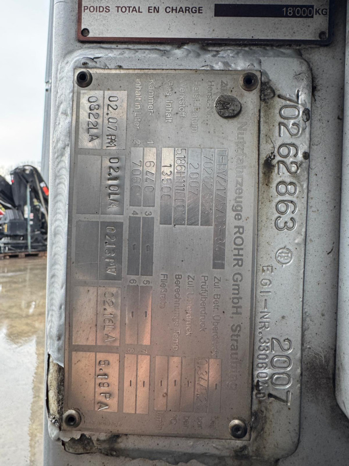 Camión cisterna VOLVO FM-440 4x2 Tankwagen 13'500L: foto 11 Camión cisterna VOLVO FM-440 4x2 Tankwagen 13'500L: foto 11