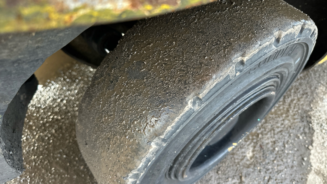 Carretilla elevadora de gas CATERPILLAR GP35: foto 16 Carretilla elevadora de gas CATERPILLAR GP35: foto 16