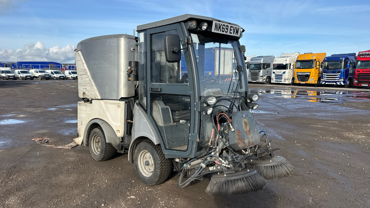 CITYMASTER 6001 - Barredora vial: foto 1 CITYMASTER 6001 - Barredora vial: foto 1