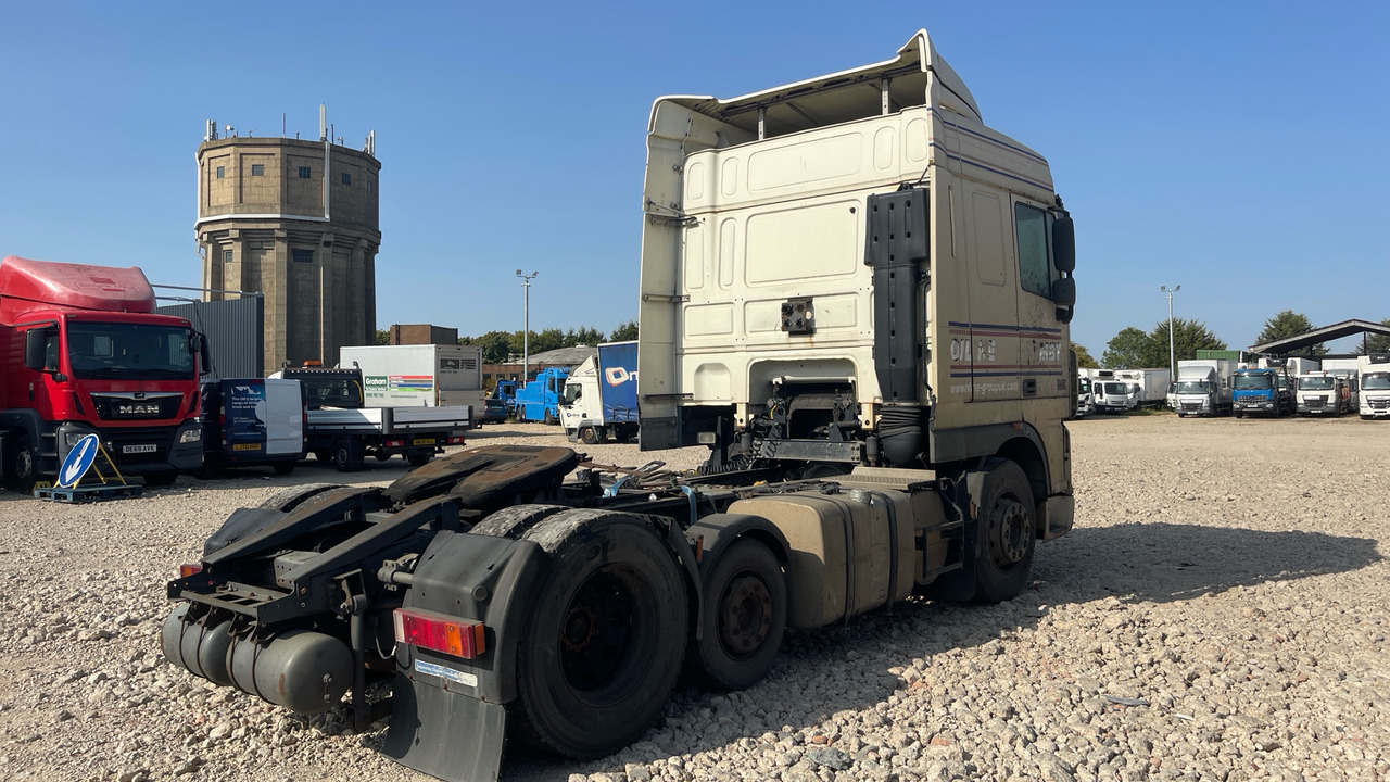 DAF XF 105.460 - Cabeza tractora: foto 5 DAF XF 105.460 - Cabeza tractora: foto 5