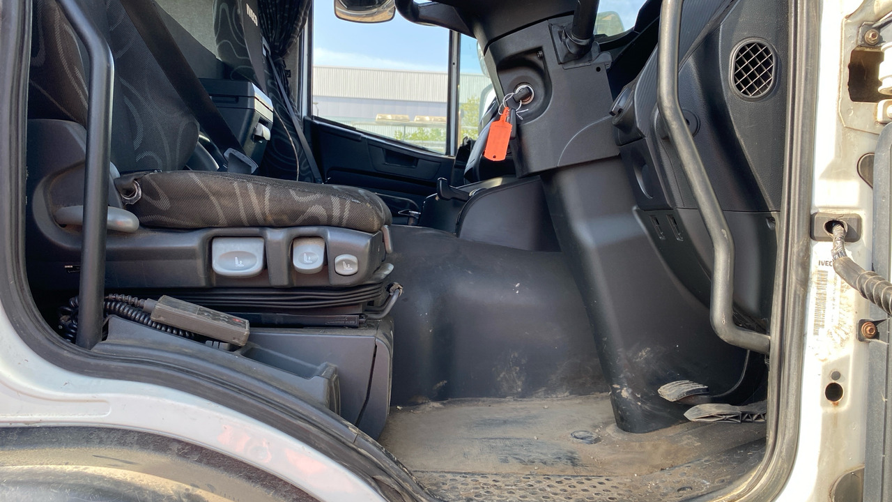 IVECO STRALIS 460 - Cabeza tractora: foto 5 IVECO STRALIS 460 - Cabeza tractora: foto 5