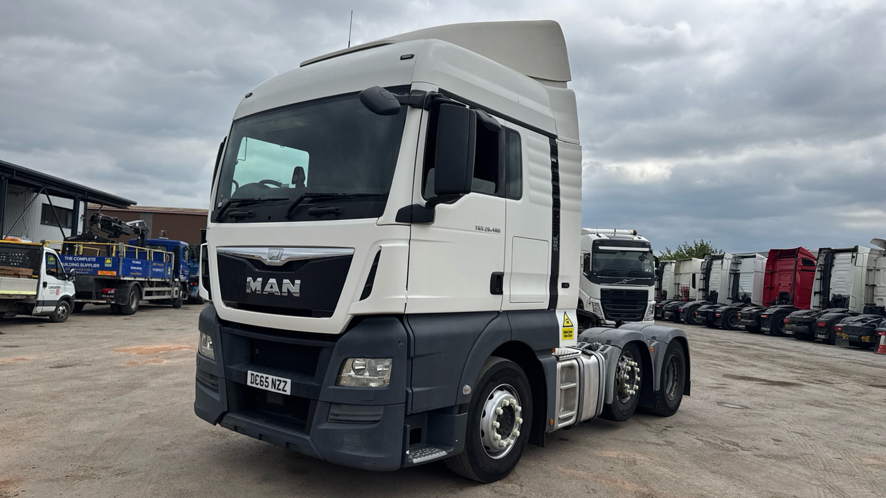 MAN TGX 26.480 - Cabeza tractora: foto 2 MAN TGX 26.480 - Cabeza tractora: foto 2