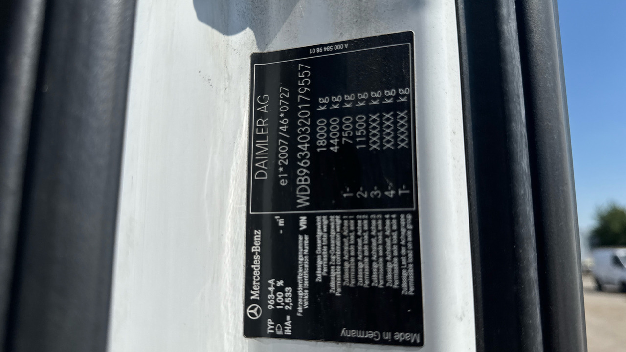 Cabeza tractora MERCEDES-BENZ ACTROS  1845: foto 12