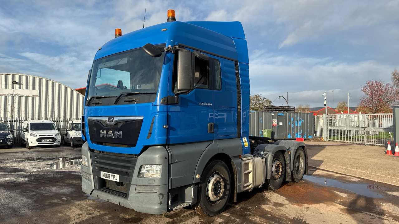 Man TGS 26.420 - Cabeza tractora: foto 2 Man TGS 26.420 - Cabeza tractora: foto 2