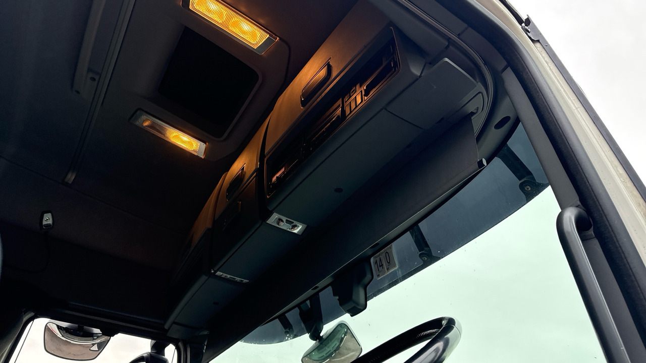 Cabeza tractora RENAULT T  460: foto 14