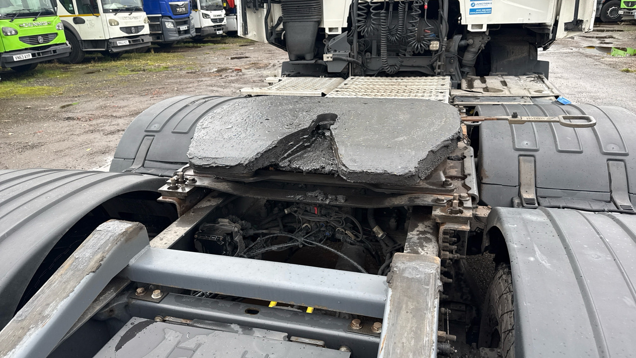 Cabeza tractora RENAULT T  460: foto 18