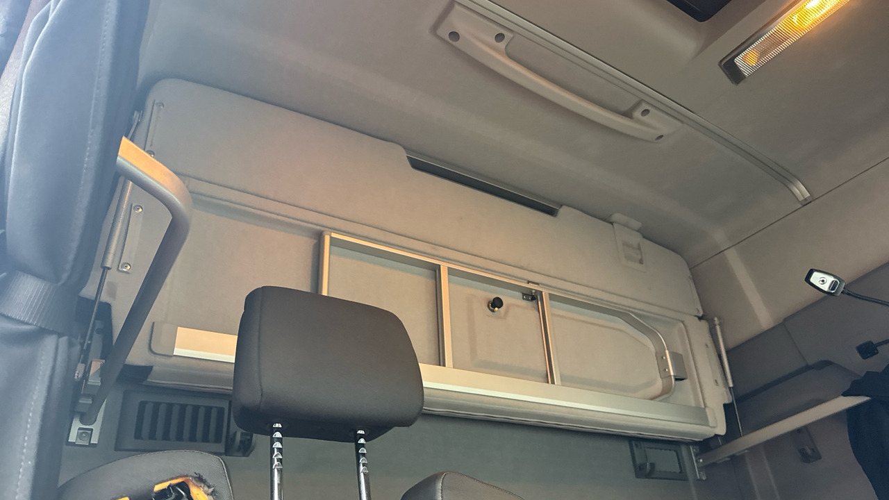 Cabeza tractora RENAULT T  460: foto 15