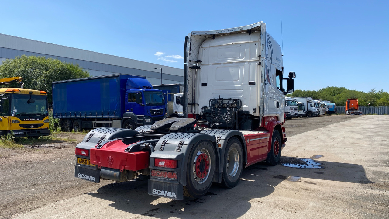 SCANIA R 580 V8 - Cabeza tractora: foto 4 SCANIA R 580 V8 - Cabeza tractora: foto 4