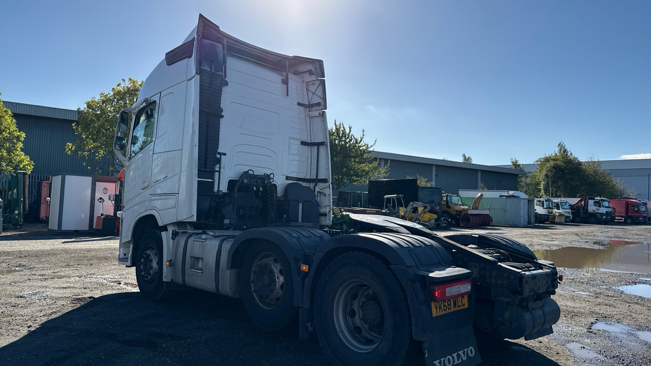 VOLVO FH 500 - Cabeza tractora: foto 3 VOLVO FH 500 - Cabeza tractora: foto 3