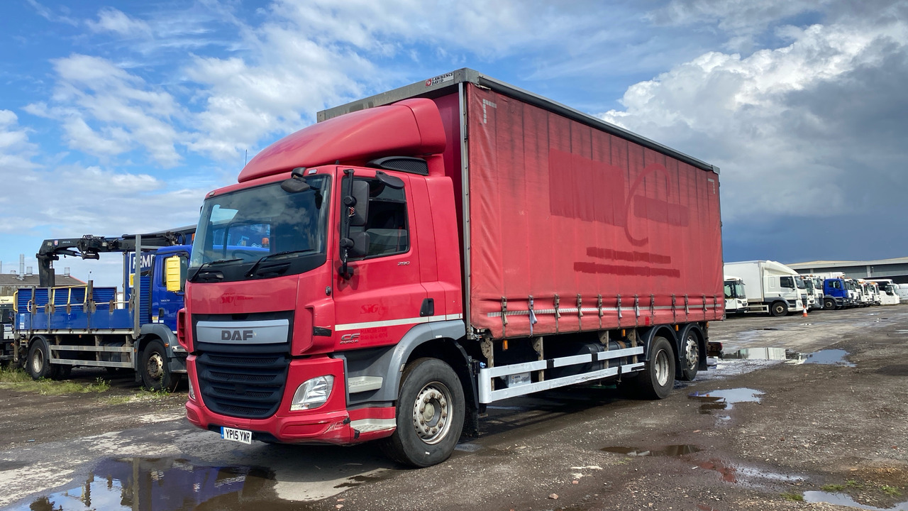 DAF CF 290 - Camión lona: foto 2 DAF CF 290 - Camión lona: foto 2