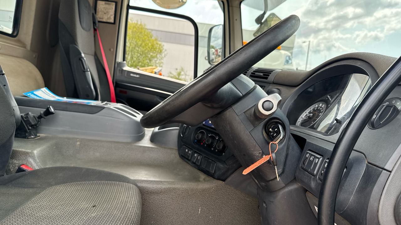DAF CF 400 - Camión volquete: foto 5 DAF CF 400 - Camión volquete: foto 5