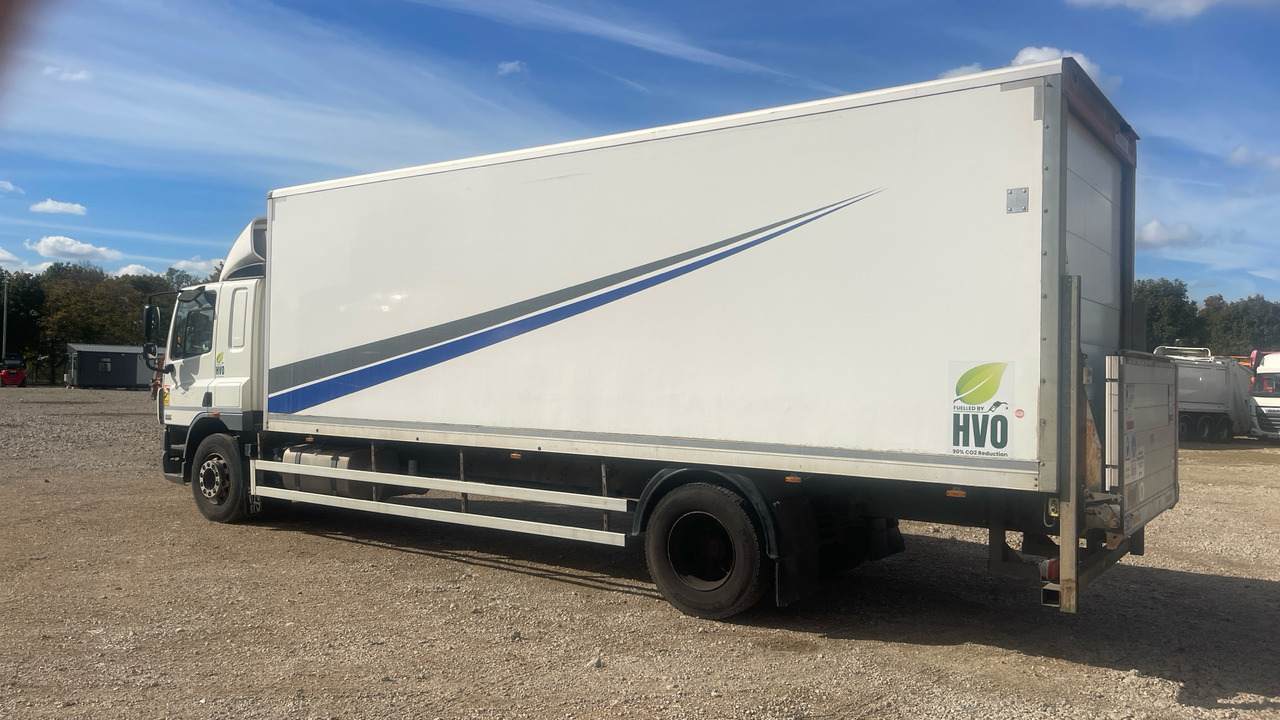 DAF CF 65.220 - Camión caja cerrada: foto 3 DAF CF 65.220 - Camión caja cerrada: foto 3