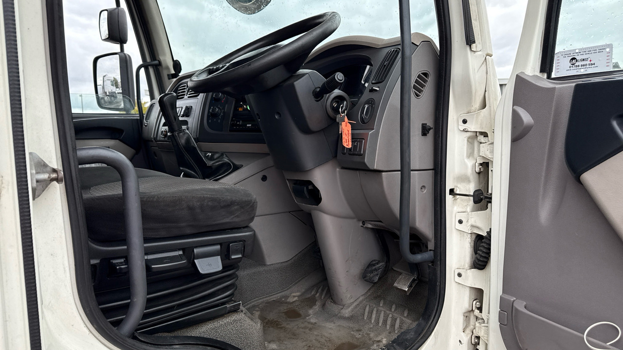 DAF LF 150 - Camión caja abierta, Camión grúa: foto 5 DAF LF 150 - Camión caja abierta, Camión grúa: foto 5