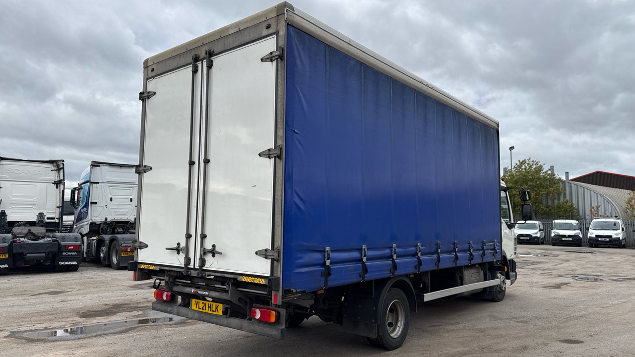 DAF LF 180 - Camión lona: foto 4 DAF LF 180 - Camión lona: foto 4