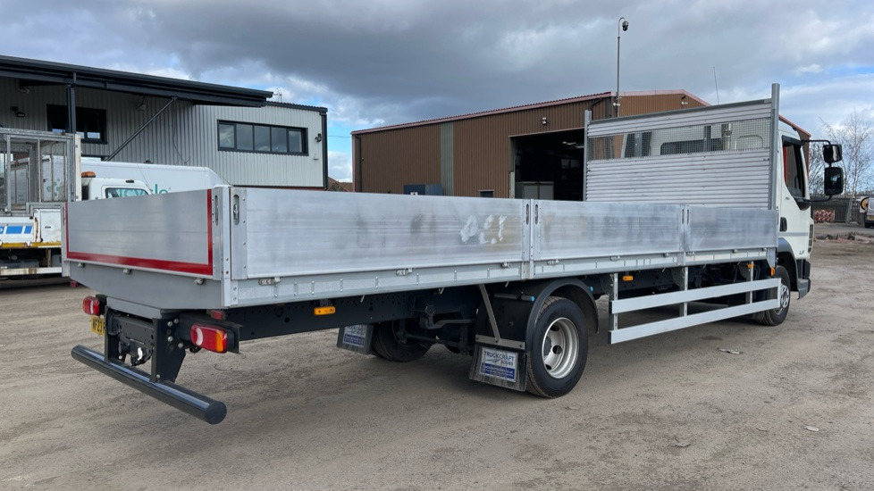 DAF LF 190 EURO 6 7.5 TONNE - Camión caja abierta: foto 4 DAF LF 190 EURO 6 7.5 TONNE - Camión caja abierta: foto 4