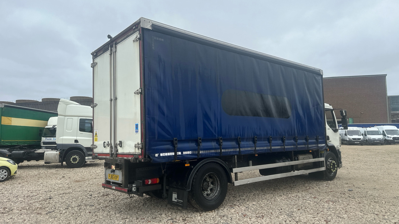 DAF LF 250 - Camión lona: foto 4 DAF LF 250 - Camión lona: foto 4
