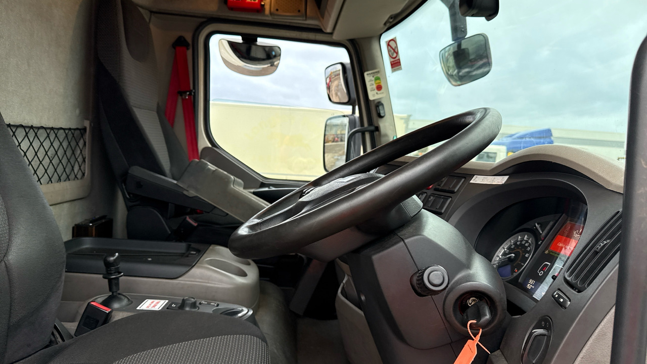 DAF LF 280 - Camión frigorífico: foto 5 DAF LF 280 - Camión frigorífico: foto 5