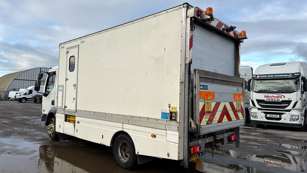 DAF LF 45.180 - Camión caja cerrada, Vehículo municipal: foto 3 DAF LF 45.180 - Camión caja cerrada, Vehículo municipal: foto 3