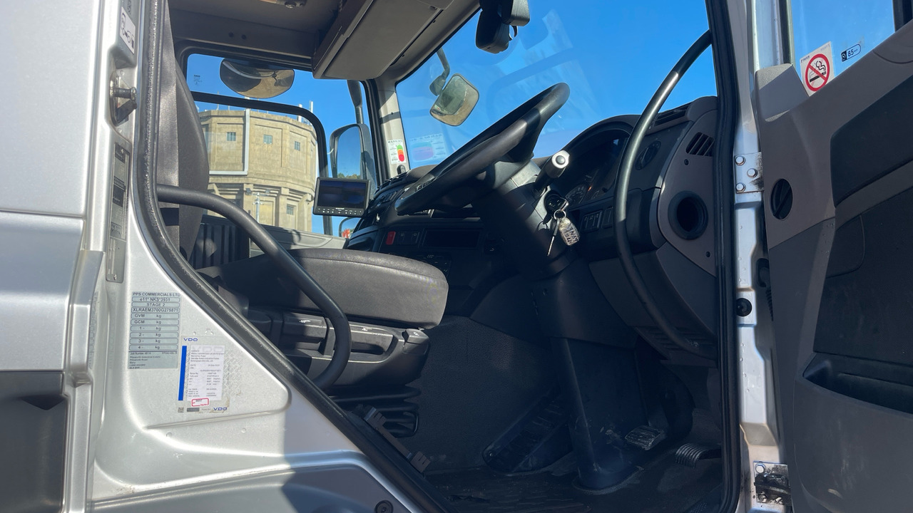 Daf CF 260 - Camión lona: foto 5 Daf CF 260 - Camión lona: foto 5