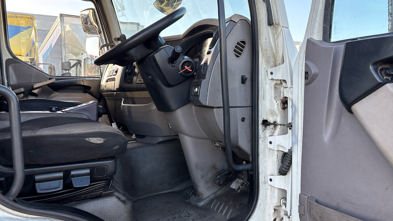 Daf LF 220 - Camión de basura: foto 5 Daf LF 220 - Camión de basura: foto 5