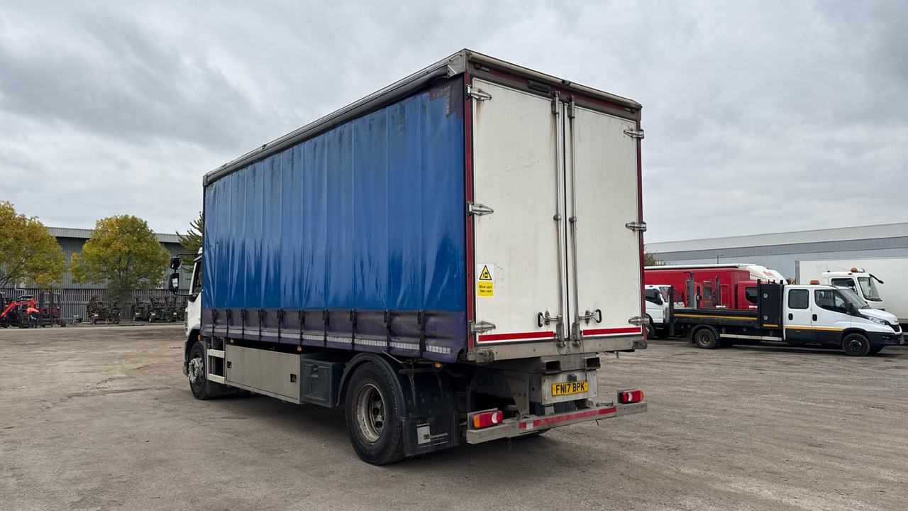 Daf LF 260 - Camión lona: foto 3 Daf LF 260 - Camión lona: foto 3