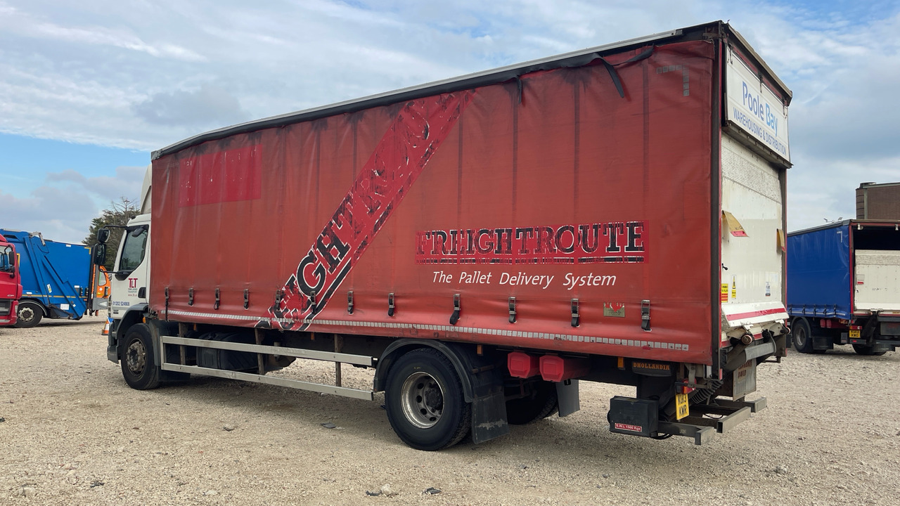 Daf LF 55.220 - Camión lona: foto 3 Daf LF 55.220 - Camión lona: foto 3