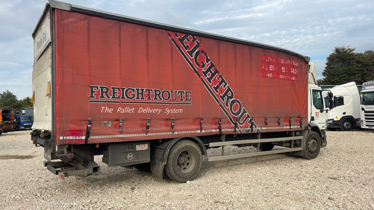 Daf LF 55.220 - Camión lona: foto 4 Daf LF 55.220 - Camión lona: foto 4