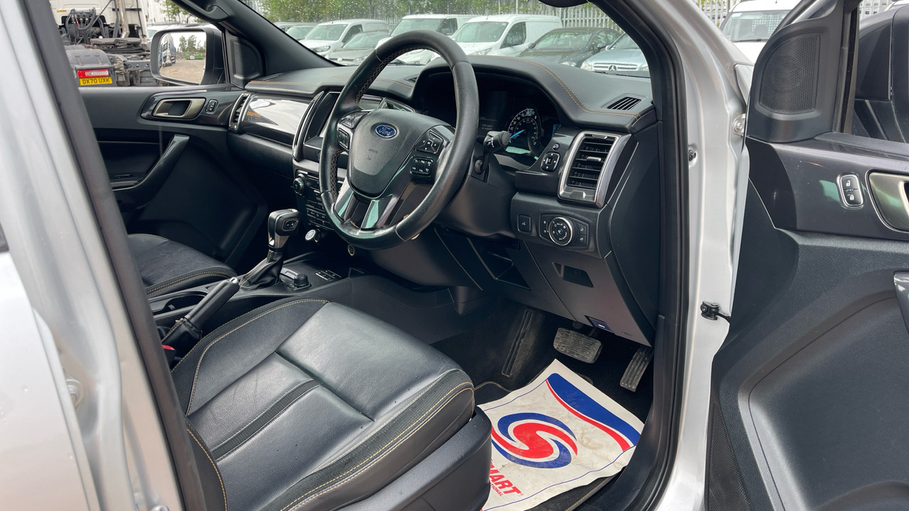 FORD RANGER 2.0 ECOBLUE WILDTRAK 213 - Pick-up, Furgoneta combi: foto 5 FORD RANGER 2.0 ECOBLUE WILDTRAK 213 - Pick-up, Furgoneta combi: foto 5
