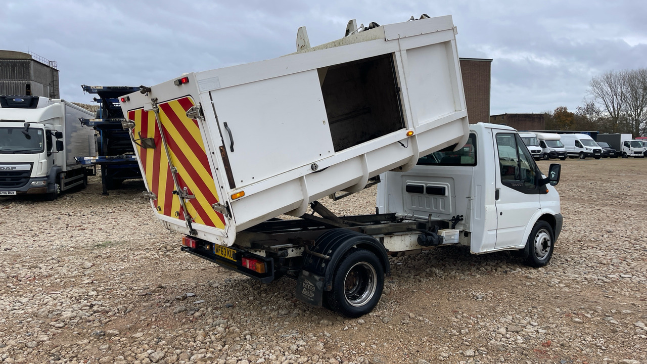 FORD TRANSIT 2.2 TDCI 100PS - Furgoneta basculante: foto 4 FORD TRANSIT 2.2 TDCI 100PS - Furgoneta basculante: foto 4