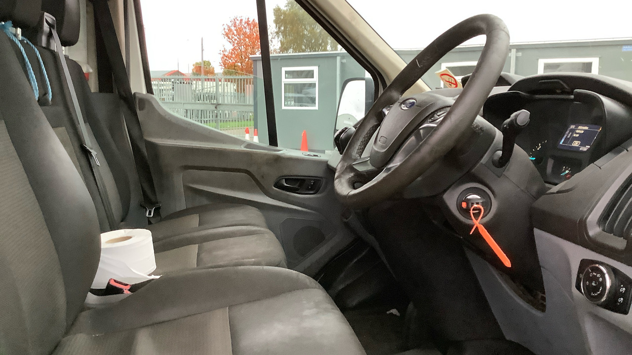 FORD TRANSIT 470 2.0 TDCI 130PS - Furgoneta basculante: foto 5 FORD TRANSIT 470 2.0 TDCI 130PS - Furgoneta basculante: foto 5