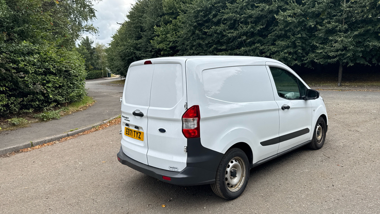 FORD TRANSIT COURIER 1.5 TDCI 75PS - Furgoneta pequeña: foto 4 FORD TRANSIT COURIER 1.5 TDCI 75PS - Furgoneta pequeña: foto 4